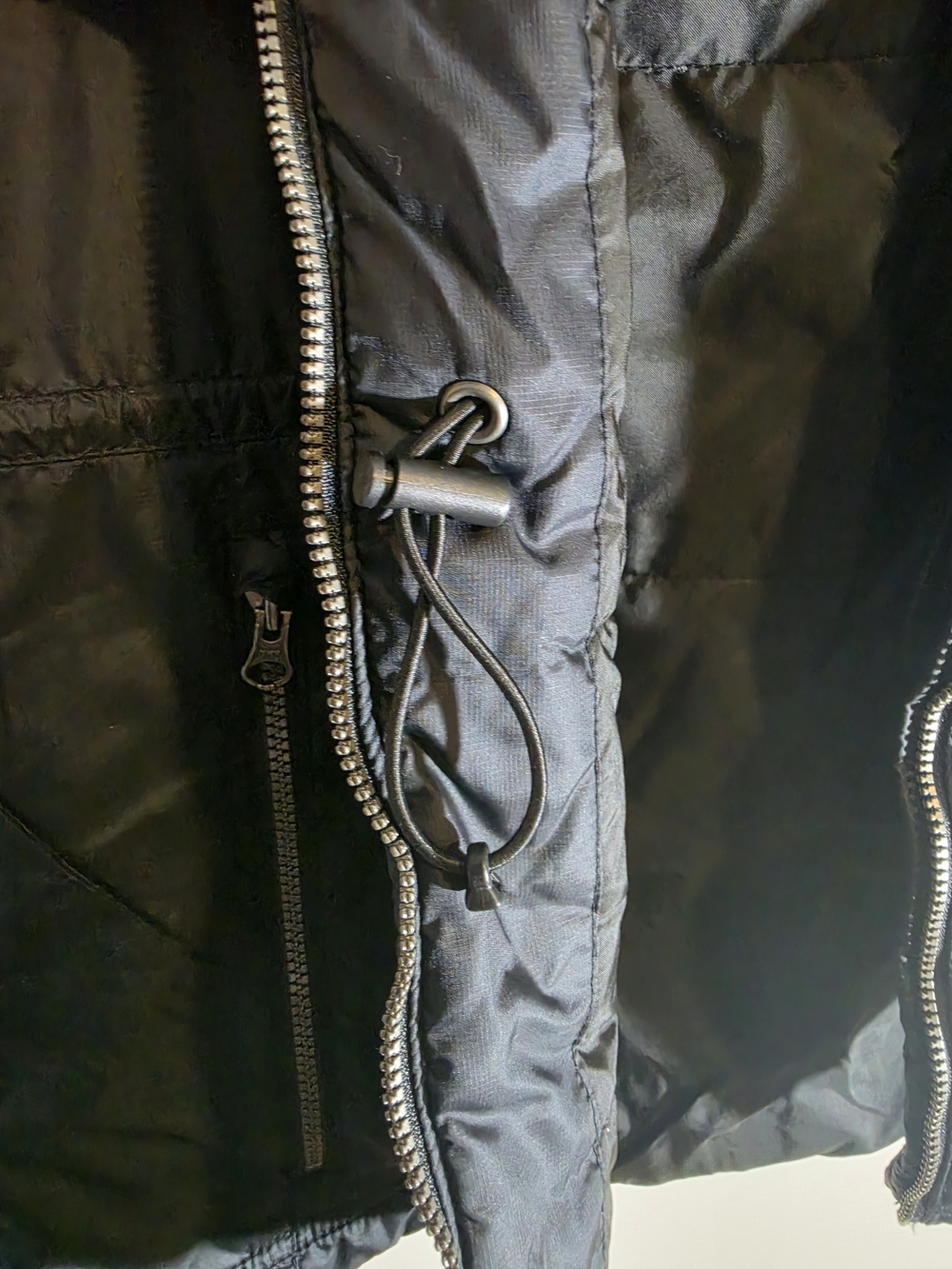 Columbia Women's Black Quilted Puffer Vest - Picture 7 of 9